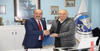 Başkan Türkyılmazdan Mudanyaspor Kulübüne Büyük Destek