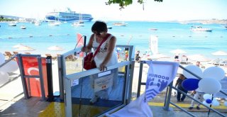 Dünyada Ve Türkiyede İlk Olan Görme Engelliler Yüzme Parkuru Bodrumda Açıldı