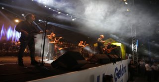 Beylikdüzünde Haluk Levent Rüzgarı