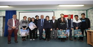 Lise Son Sınıf Öğrencilerine Eğitim Desteği