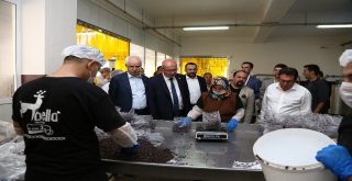 Ato Başkanı Baran, Çikolata Fabrikasını Ziyaret Etti