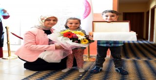Nilgün Azizoğlu, Karayazıda Çocuklarla Bir Araya Geldi