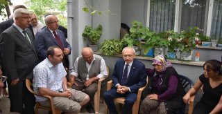 Kılıçdaroğlu, Tren Kazasında Yakınlarını Kaybeden Aileleri Ziyaret Etti