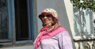 Antalyada Bir Mahallede 2 Aydır İçme Suyu Sıkıntısı Yaşanıyor