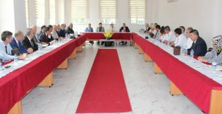 Aydında Başarılı Okulların Müdürleri Ödüllendirildi
