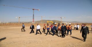 Vali Mantı, Bin Kişiye İstihdam Sağlayacak Yatırım Çalışmalarını İnceledi