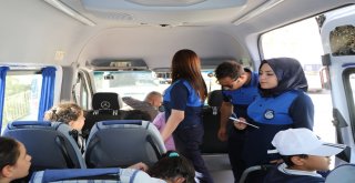 Zabıtalar Okul Servisi Ve Kantinleri Denetledi