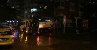 Trabzonda Sağanak Yağış Hava Ulaşımı Olumsuz Etkiledi