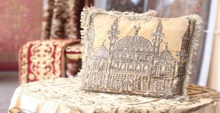 Yüzlerce Yıllık Osmanlı Giysileri Antika Festivalinde Görücüye Çıktı