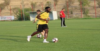 Evkur Yeni Malatyaspor Sezon Başından Beri İlk Kez Tam Kadro Çalıştı