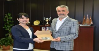 Japon Akademisyenler Omüde