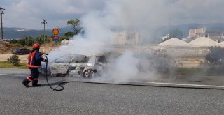 Ana Yolda Alev Alev Yandı