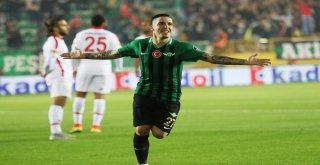 Spor Toto Süper Lig: Akhisarspor: 1 - Göztepe: 0 (İlk Yarı)