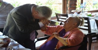 Marmariste Huzurevi Sakinleri Kahvaltıda Buluştu