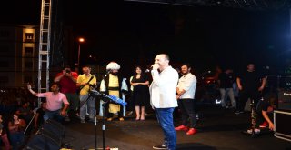 Buray, Ünyede Hayranlarıyla Buluştu