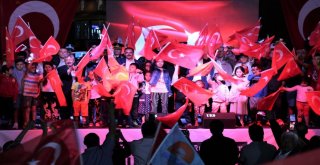 Uşakta 15 Temmuz Destanı Binlerle Anıldı