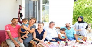 Çalkaya Ailesi Geleneği Bozmadı