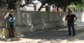 Adanada Yüzü Kapalı Kadın Paniği