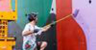 İSTANBUL'UN GRİ DUVARLARINA RENK GELİYOR