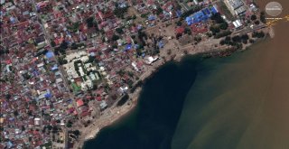 Uydu Fotoğrafları Endonezya Depreminin Şiddetini Ortaya Çıkardı