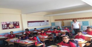 Ispartada 81 Bin 607 Öğrenci Ders Başı Yaptı