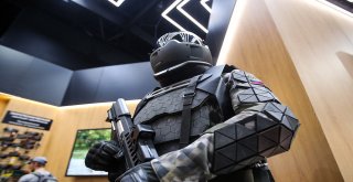 Rus Askerler İçin Robotik Kamuflaj Test Edildi