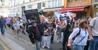 Pariste Kürk Karşıtı Protesto