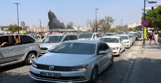 Çanakkalede Dönüş Yoğunluğu: 5 Kilometrelik Kuyruk Oluştu