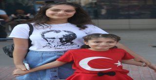 Aşırı Sıcak Zafer Bayramı Törenine İlgiyi Azalttı