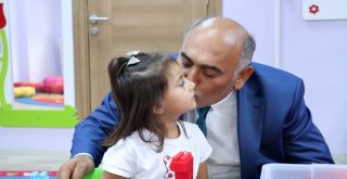 Erol Şahin Çocukları Sevindirdi