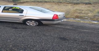 Lastiği Patlayan Otomobil Kaza Yaptı: 4 Yaralı