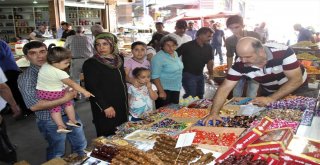 Elazığda Kapalı Ve Bakırcılar Çarşısında Bayram Bereketi