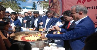 Cumhurbaşkanlığının Aşure İkramına Tokatta Yoğun İlgi