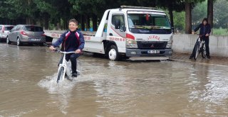 Tire Sağanak Yağışa Teslim Oldu