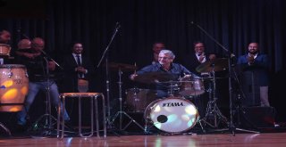 Hasta Çocuklar İçin Tek Ses, Tek Yürek Oldular