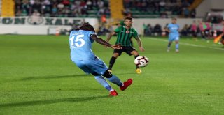 Spor Toto Süper Lig: Akhisarspor: 0 - Trabzonspor: 2 (İlk Yarı)