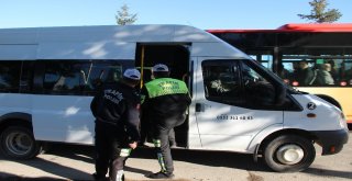Trafik Ekiplerinden Öğrenci Servislerine Sıkı Denetim