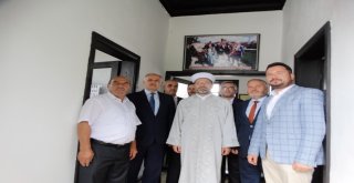 Diyanet İşleri Başkanı Erbaş, Hayme Ana Türbesini Ziyaret Etti