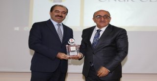 Gazetecilikte 30 Yılını Aşmış Meslek Mensupları Ödüllendirildi