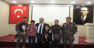 Vali Toprak: “2,5 Yıl Önce Polisimiz Araçlarından İnemiyordu”