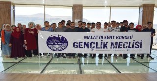 Gençler Tarihi Yerleri Geziyor