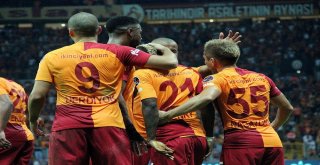 Spor Toto Süper Lig: Galatasaray: 1 - Göztepe: 0 (İlk Yarı)