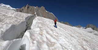 Bursalı Dağcılar Devin Dişine Tırmandı