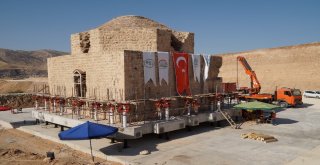 Tarihi Artuklu Hamamı Yerine İndiriliyor