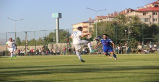 B.b. Erzurumspor İkinci Hazırlık Maçında Güldü
