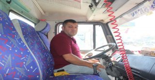 Dolarlarınızı Bozdurun Çağrısına Aracını Devlete Bağışlayarak Destek Verdi