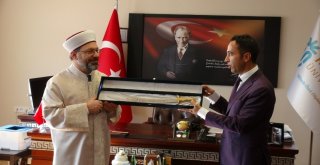 Diyanet İşleri Başkanı Erbaş: Yanlış Din Algısı İle Toplumlar Kandırılmaya Çalışılıyor