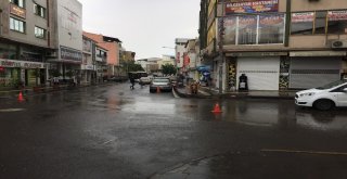 Bingölde Sıcak Hava Yerini Yağmura Bıraktı