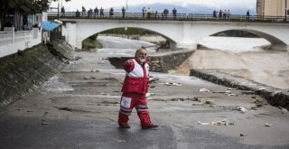 İrandaki Selde 7 Kişi Hayatını Kaybetti