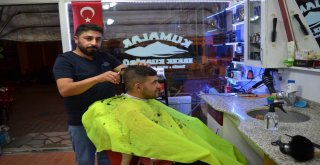 Afyonkarahisarda Berber Ve Kuaförlerin Bayram Yoğunluğu